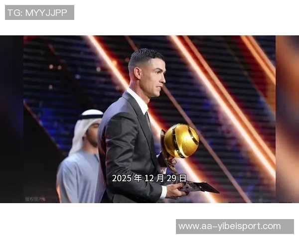 C罗将FIFA最佳投票权交给B席展现队长风范